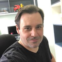 Márcio M.